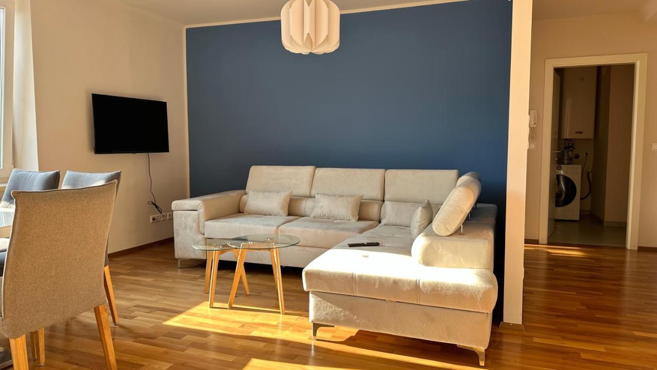 Homely Stay Apartment 2 Sankt Poelten Exterior foto